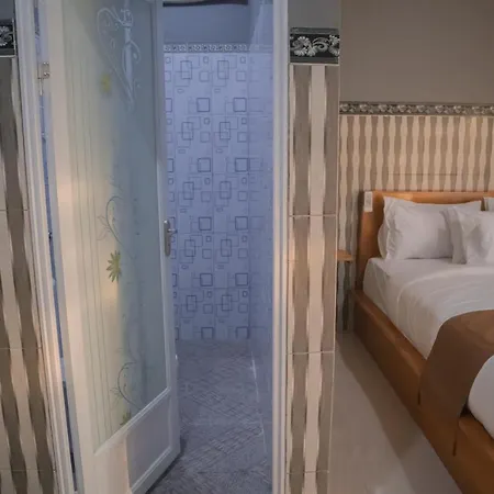 Prasi Sunrise Homestay Toyapakeh Exterior photo
